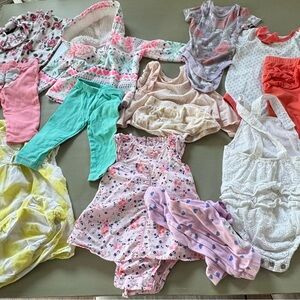 Collection Baby Clothes 6-9 mo